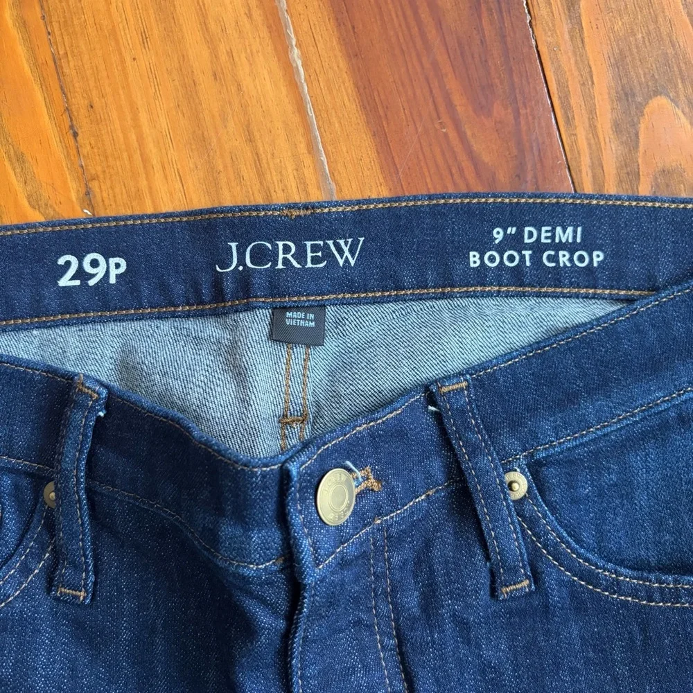 JCrew Women’s 9” Demo Boot Cut‎ Denim Jeans Frayed Hem size 29P